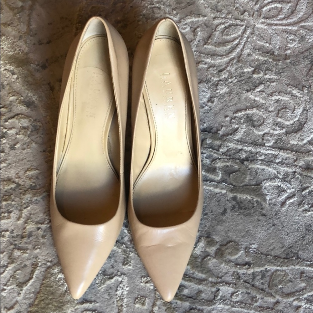 Ralph Lauren Beige Leather Size 9 Heels